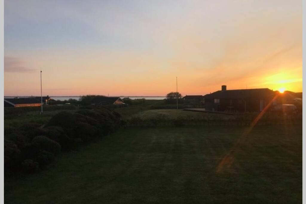 Beautiful And Amazing View - 3 Bedroom Cottage Vinderup Bagian luar foto